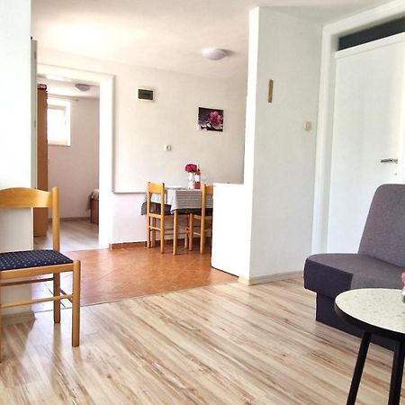 Apartment Jagoda Krk Town Eksteriør bilde