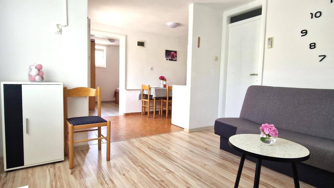 Apartment Jagoda Krk Town Eksteriør bilde