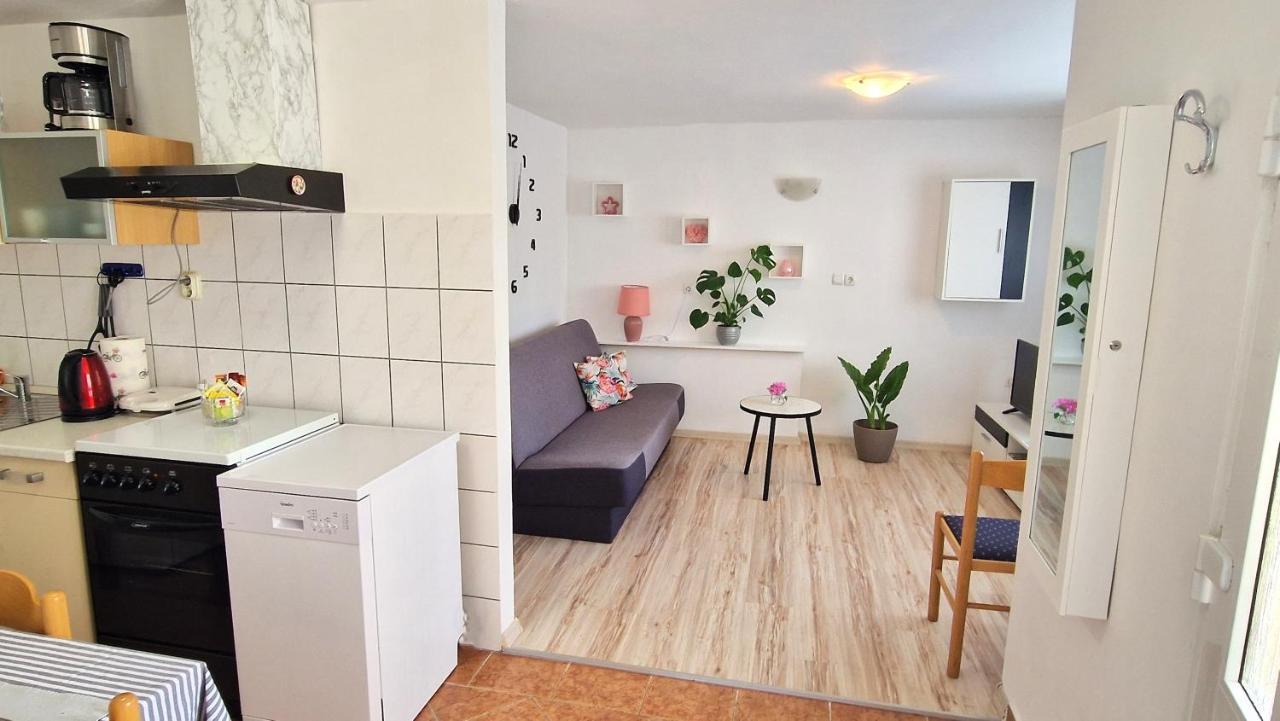 Apartment Jagoda Krk Town Eksteriør bilde